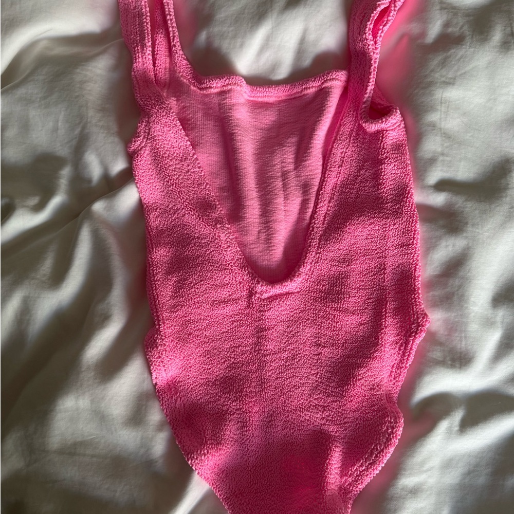 NWT Hunza G square neck one piece swimsuit in bubblegum pink - Picture 3 of 4
